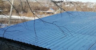 Демонтаж поликарбоната с крыши в Острогожске - услуги по доступной цене от 623 рублей